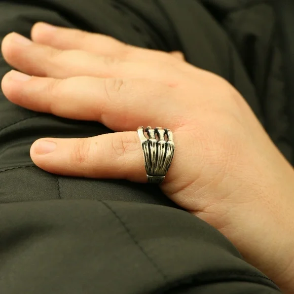 925 Sterling Silver HAND BONES Men's Rings Size 12.25 - Picture 3 of 8